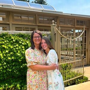 Meet your Posher, Linda